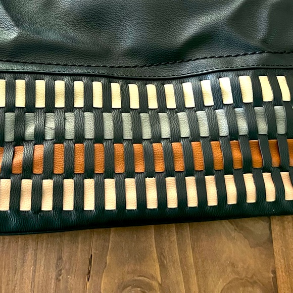 Gussaci Woven Purse with Tassels - Picture 8 of 8